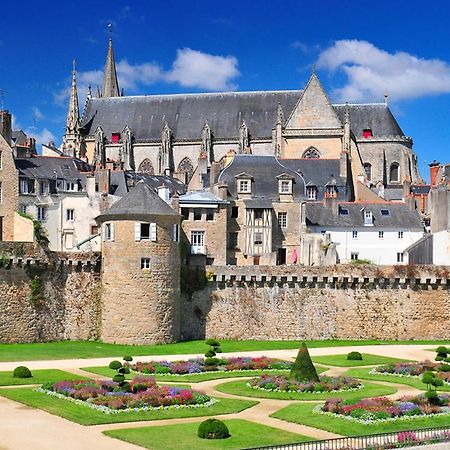 Vannes Joli T2 résidence proche port Extérieur photo