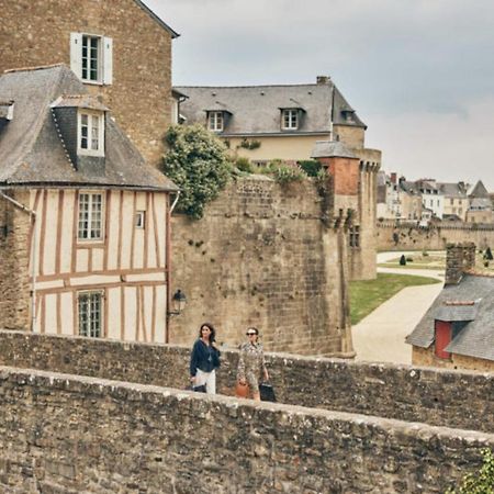Vannes Joli T2 résidence proche port Extérieur photo