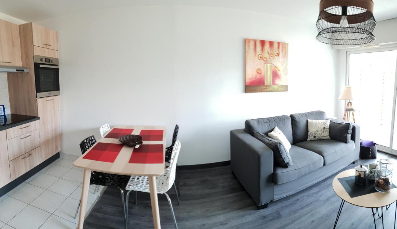 Vannes Joli T2 résidence proche port Extérieur photo